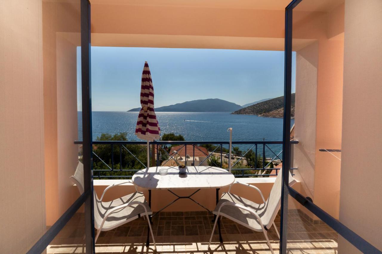 Natassa Apartments Agia Efimia Exterior photo