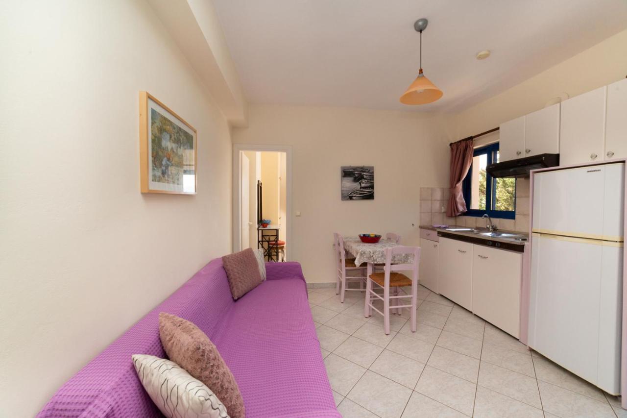 Natassa Apartments Agia Efimia Exterior photo