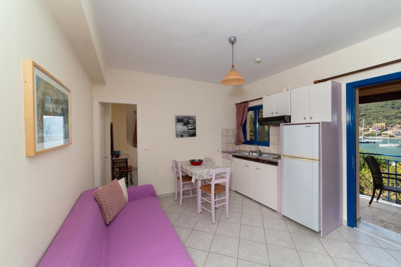 Natassa Apartments Agia Efimia Exterior photo