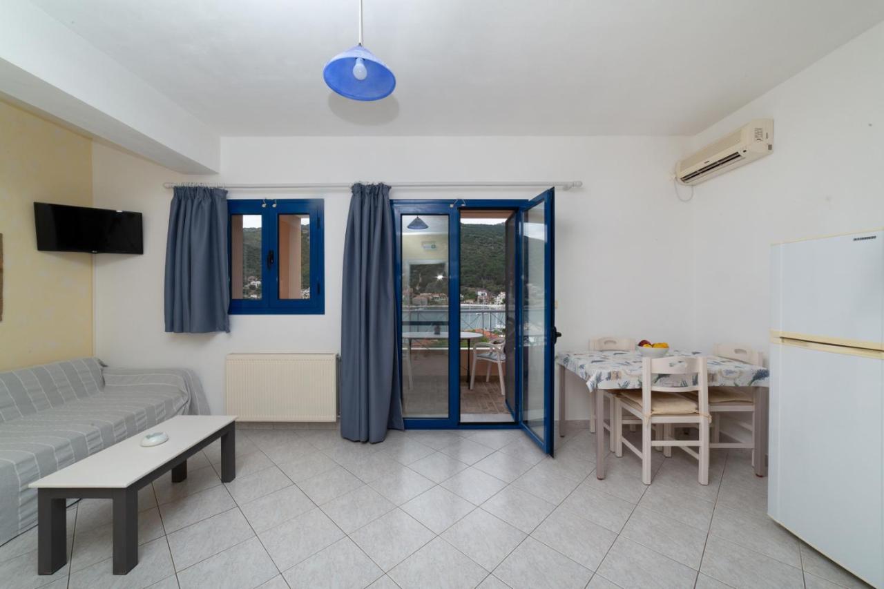 Natassa Apartments Agia Efimia Exterior photo
