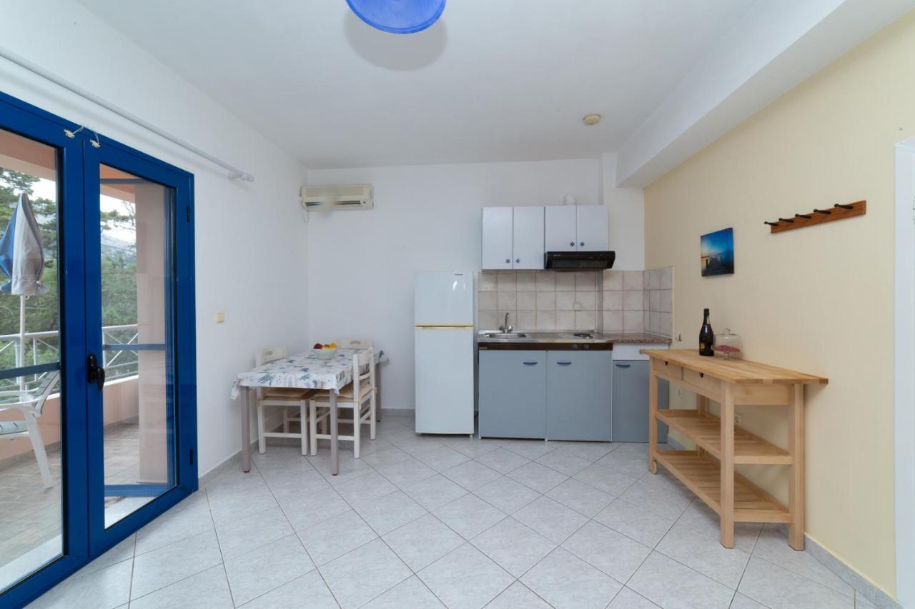 Natassa Apartments Agia Efimia Exterior photo